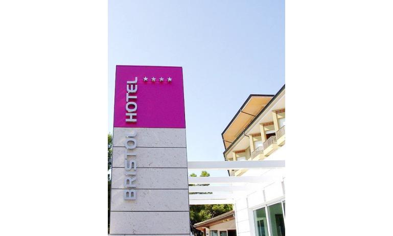 hotel BRISTOL: dettaglio