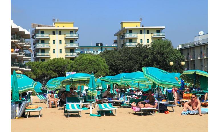 Residence COSTA DEL SOL: Sight der Außenwohnanlage vom Strand