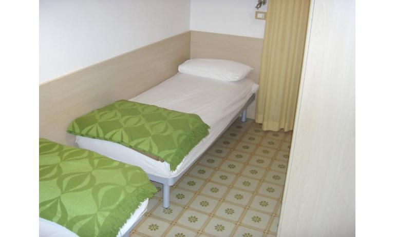 appartamenti SCHIERA: camera (esempio)