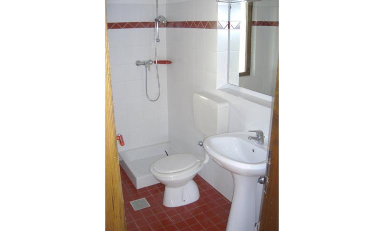 residence LOS NIDOS: Le Rondini bagno (esempio)