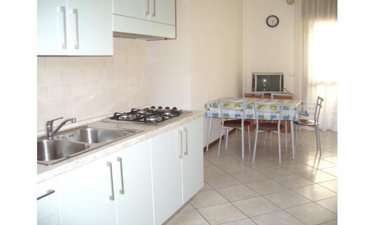 residence MEDITERRANEO: kitchenette (example)