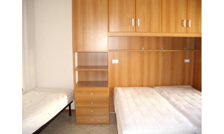 résidence MEDITERRANEO: chambre à coucher (exemple)