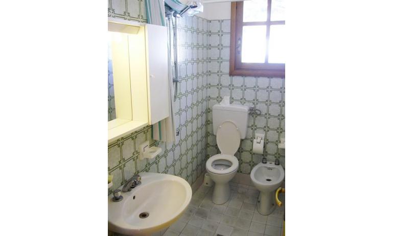 résidence FRANCESCA: salle de bain (exemple)