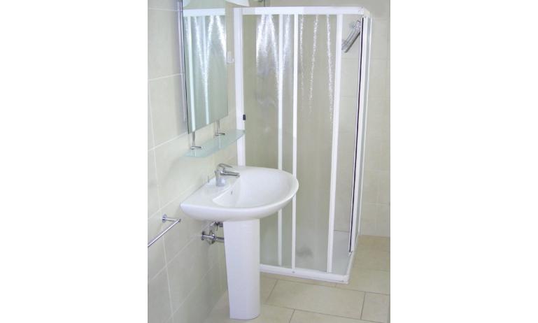 appartament MARIA: salle de bain (exemple)