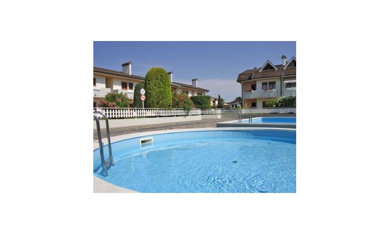 residence EQUILIO: swimming-pool