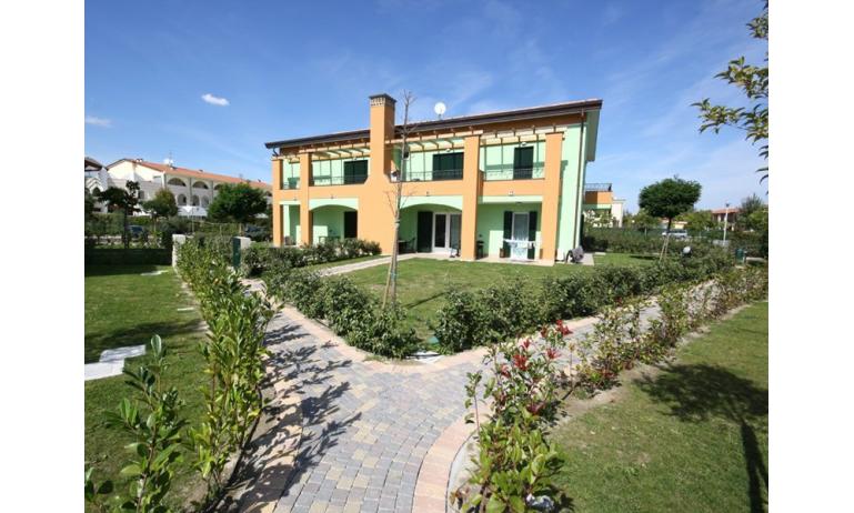 residence LE GINESTRE: esterno