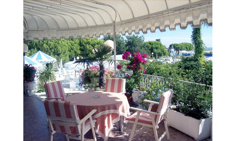 hotel CORALLO: terrazza