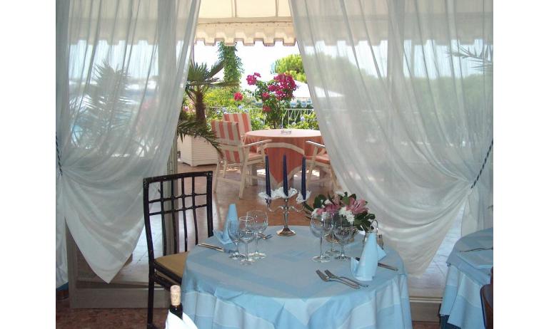 hotel CORALLO: sala ristorante