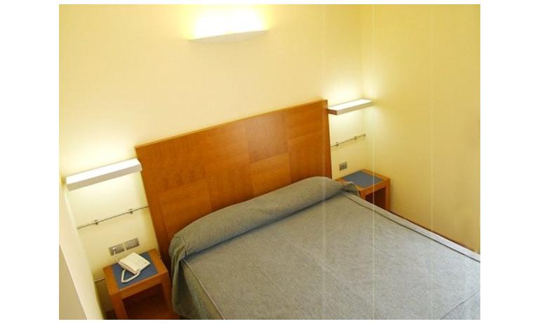 hôtel COPPE: chambre à coucher (exemple)