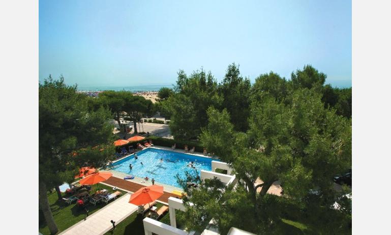 hotel INTERNATIONAL BEACH: piscina