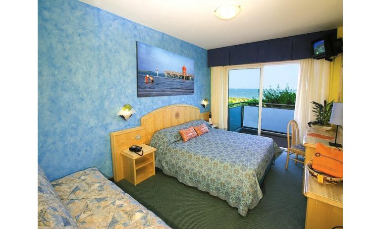 Hotel INTERNATIONAL BEACH: Zimmer superior (Beispiel)