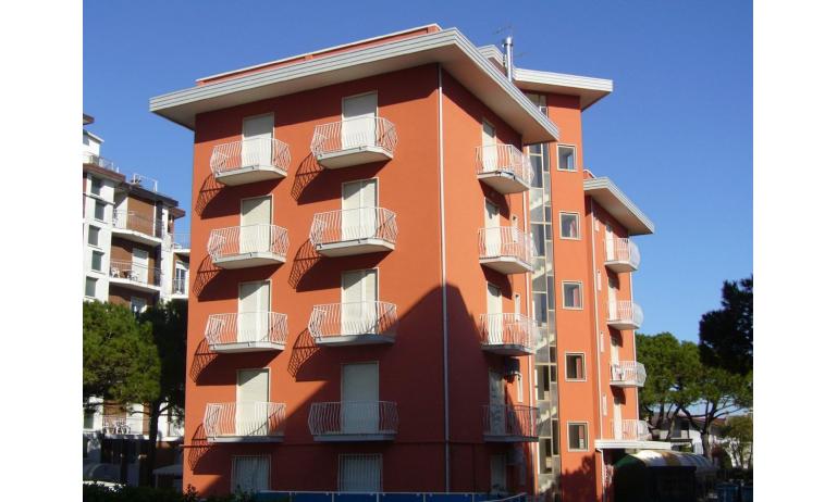 apartments MINI-JET: external view