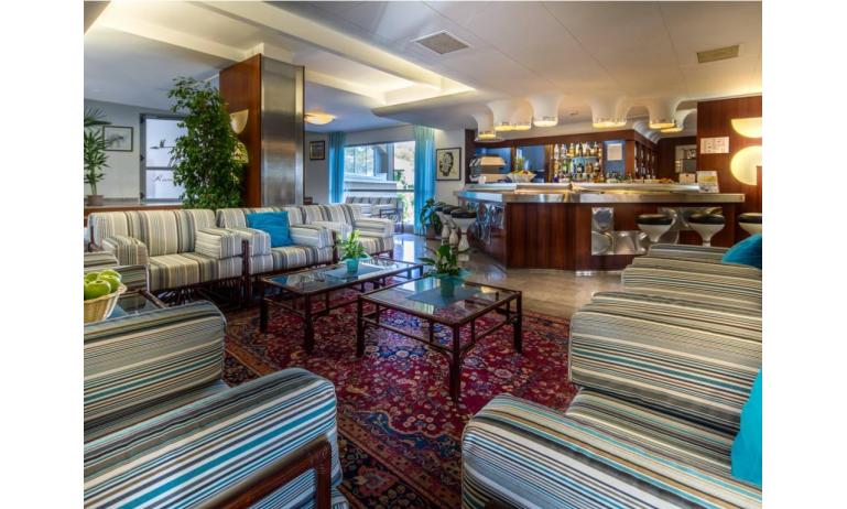 hotel SAN GIORGIO: lobby bar