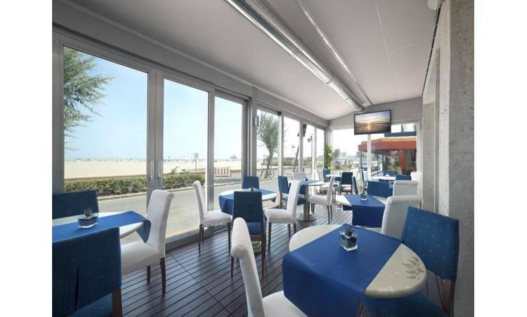 hotel KARINZIA: sala colazioni