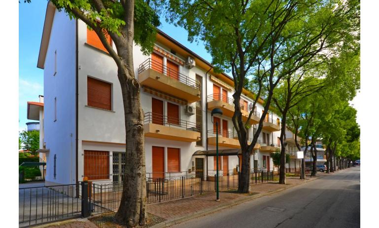 appartamenti JUPITER: esterno condominio