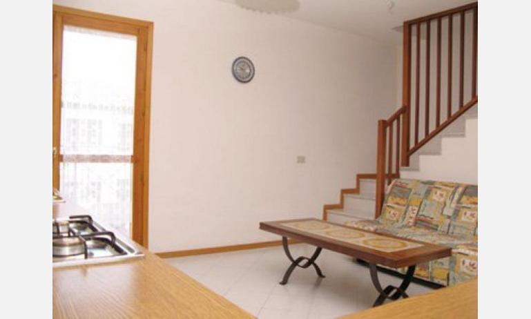 Residence LE CONCHIGLIE: Wohnzimmer (Beispiel)