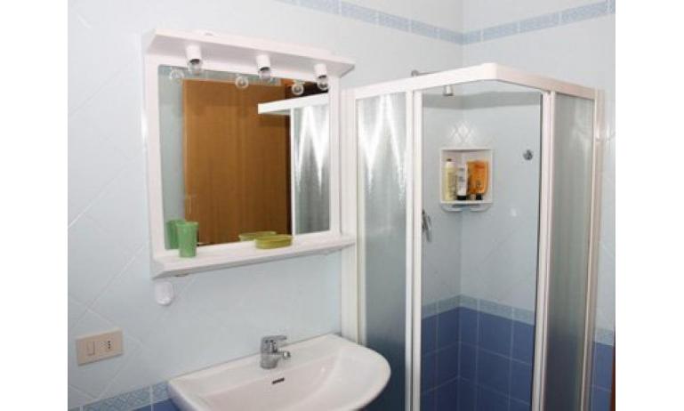 Residence LE CONCHIGLIE: Badezimmer (Beispiel)