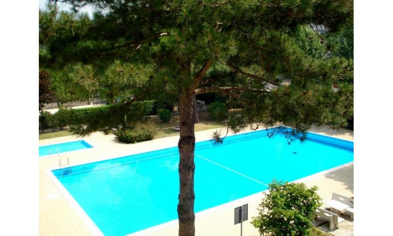 apartments AURORA: swimming-pool
