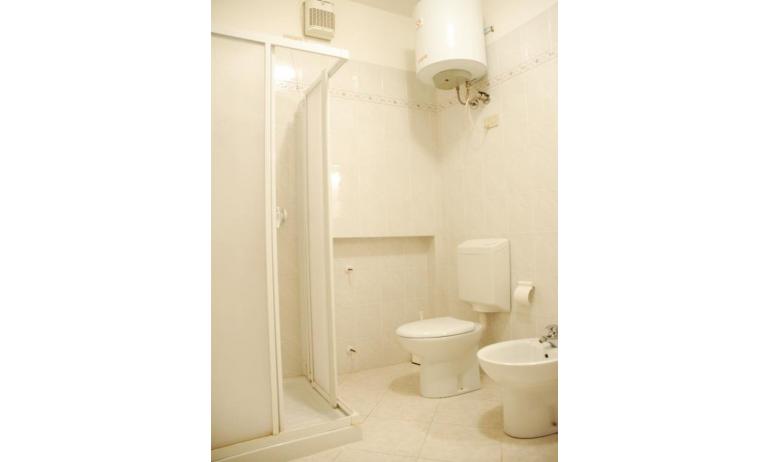 appartamenti VALLI: bagno (esempio)