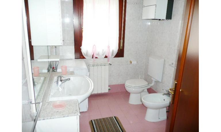 appartamenti RUBINO: bagno (esempio)