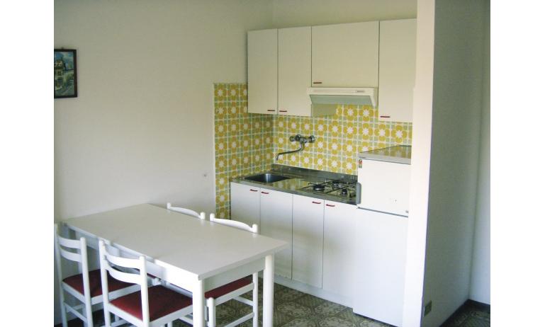 apartments ZENITH: not renewed kitchenette (example)