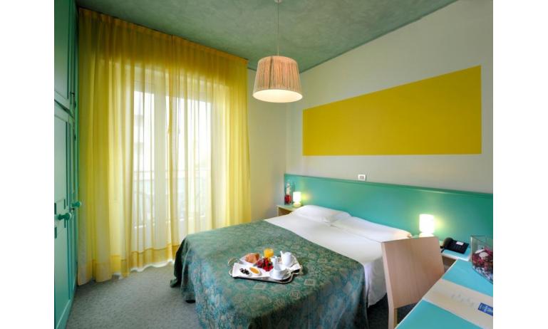 Hotel LAMPARA: Schlafzimmer (Beispiel)