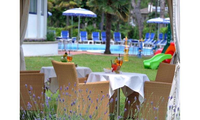 hotel MEDUSA SPLENDID: common garden