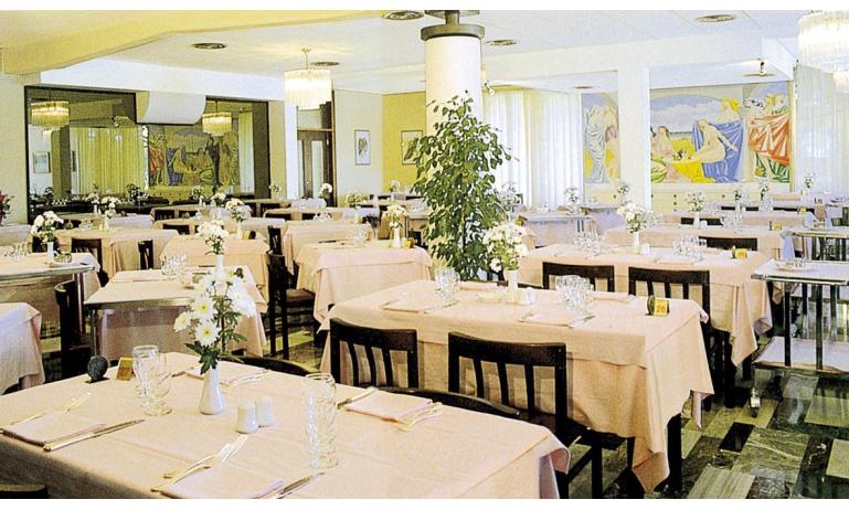 hotel AIRONE: sala da ristorante