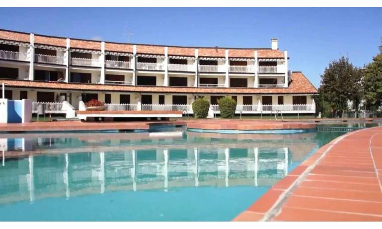 residence SELENIS: vista esterna del residence