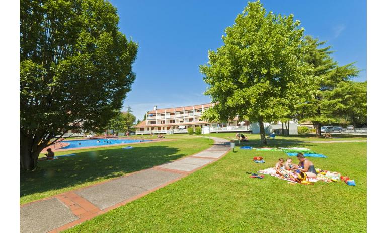 residence SELENIS: area verde interna