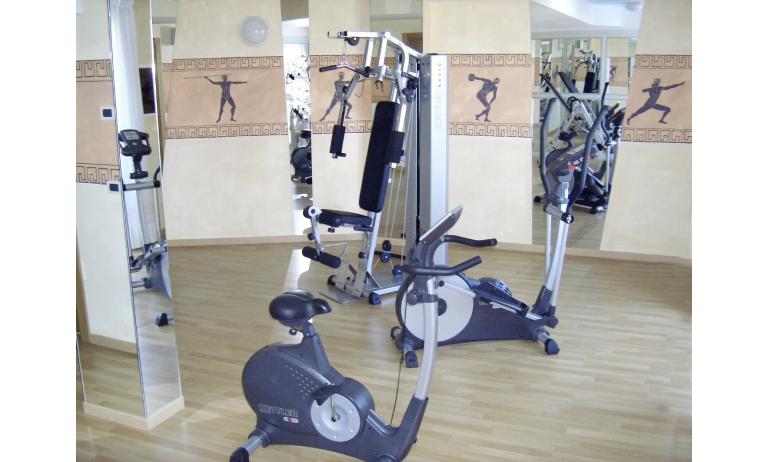 hotel OLYMPUS: sala fitness (esempio)