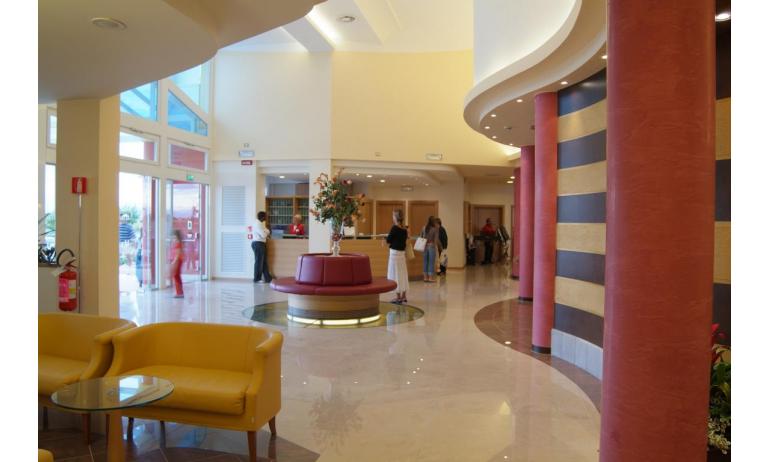 hotel OLYMPUS: salone