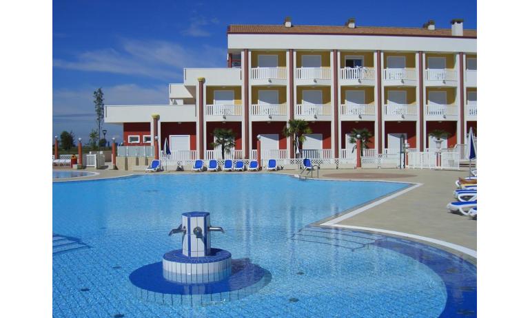 hotel OLYMPUS: piscina bambini