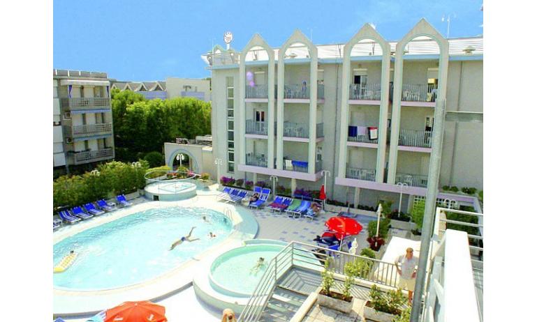 Hotel PALACE: Pool