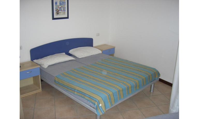 residence GIRASOLI: B5 - double bed (example)