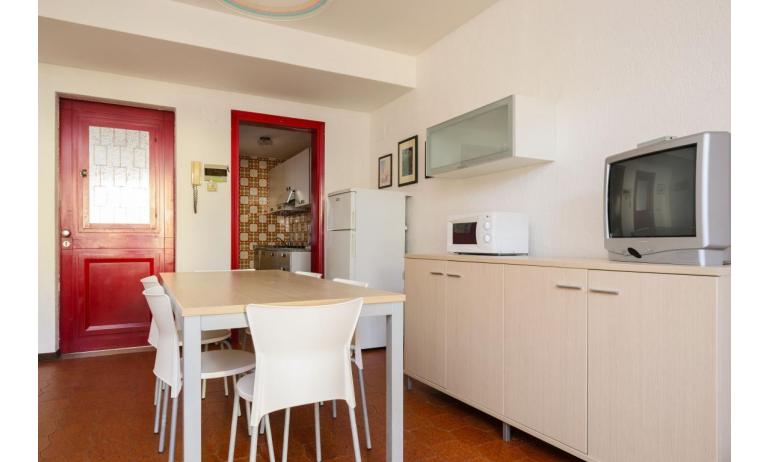 residence HOLIDAY VILLAGE: D8/VSL - soggiorno (esempio)