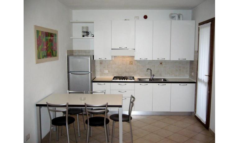 residence TULIPANI: C5 - kitchenette (example)