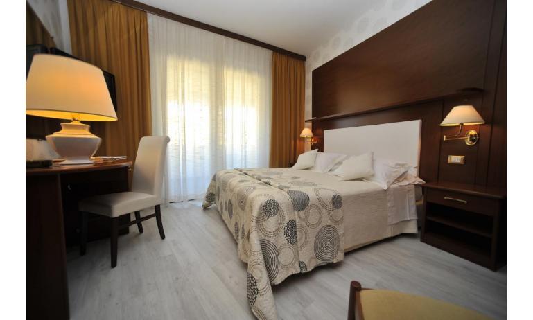 Hotel CORALLO: Comfort - Schlafzimmer (Beispiel)