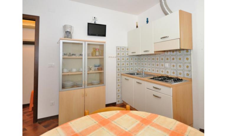 apartments VILLAGGIO TIVOLI: A4 - kitchenette (example)