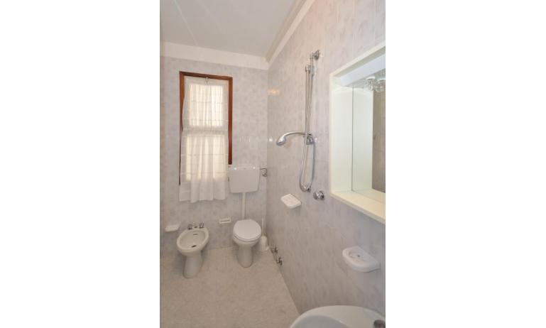 Ferienwohnungen VILLAGGIO TIVOLI: C7 - Badezimmer (Beispiel)