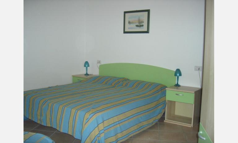 residence GIRASOLI: C7 - camera matrimoniale (esempio)