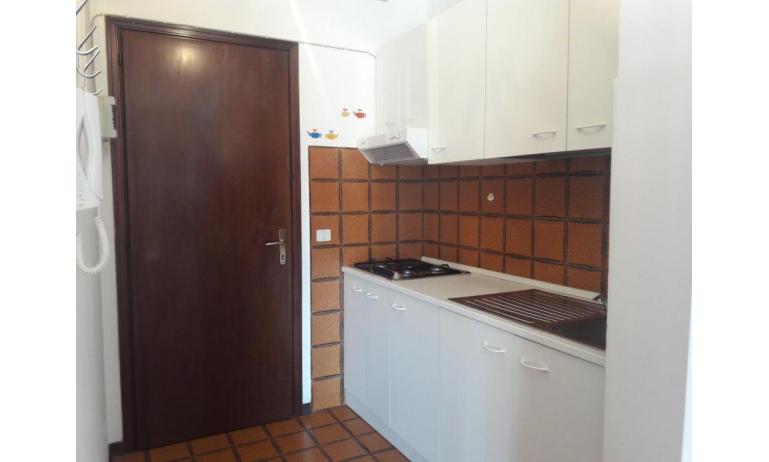 apartments HOLIDAY: A4 - kitchenette (example)