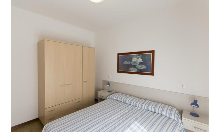 apartments LA ZATTERA: C6 - double bedroom (example)