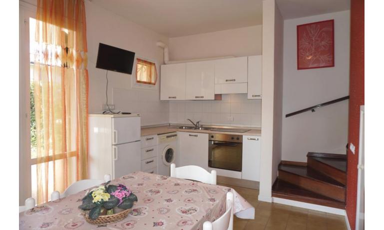 apartments LOS NIDOS: C6 - kitchenette (example)