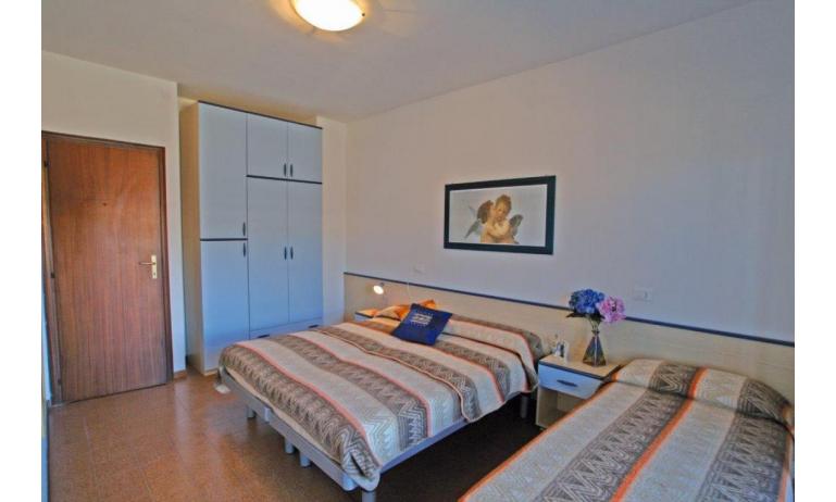appartament SOGGIORNO ADRIATICO: B5 - chambre à 3 lits (exemple)