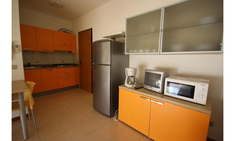 apartments CAMPIELLO: C6/R - kitchen (example)