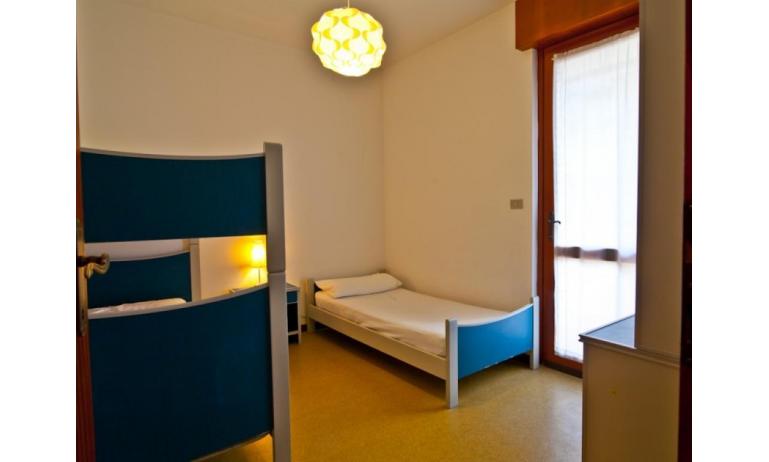 appartament OSCAR: C6 - chambre à 3 lits (exemple)