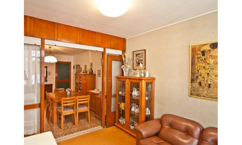apartments OSCAR: C6 - living room (example)