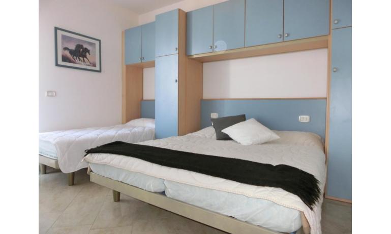 apartments ARGONAUTI: C7/2* - 3-beds room (example)