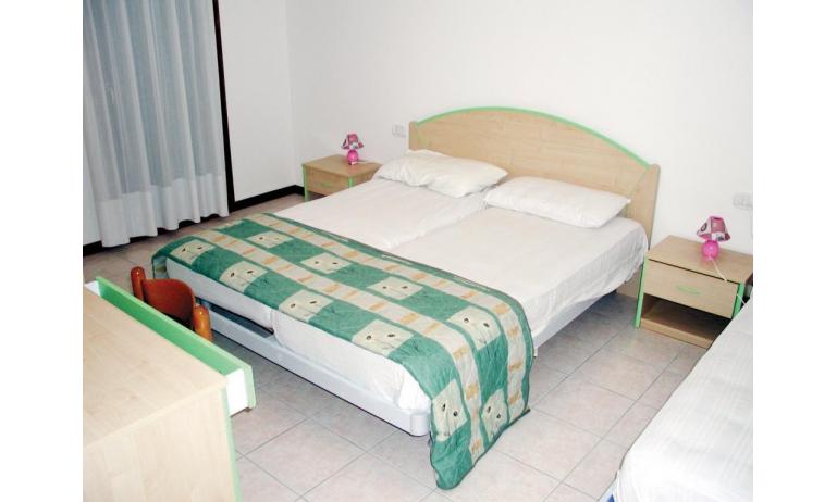 residence LEOPARDI: B5/1* - letto matrimoniale (esempio)